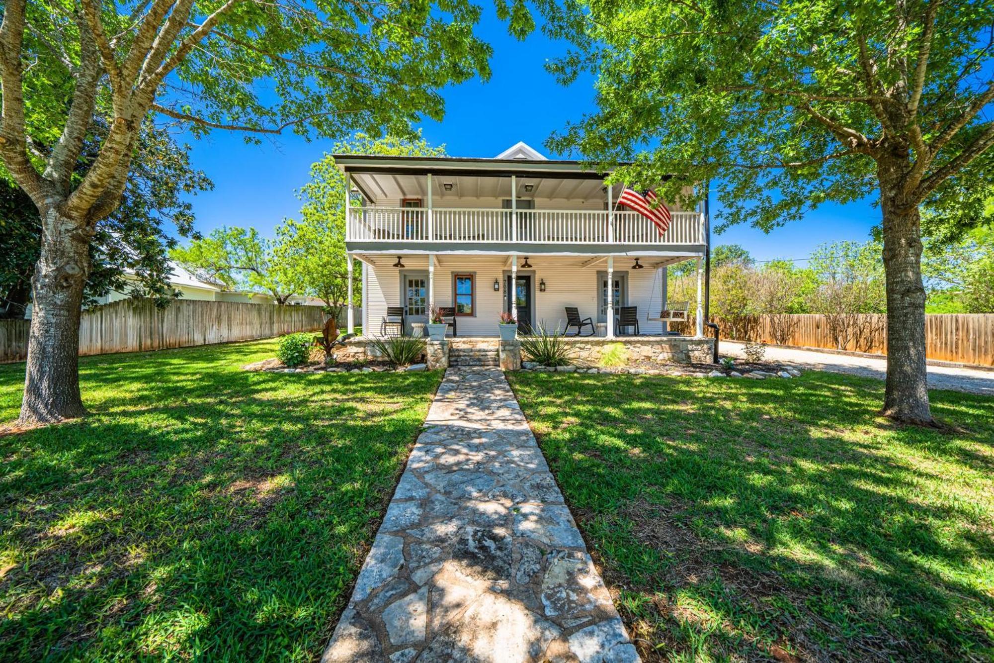 Katarina Haus - Hot Tub & Fire Pit Vila Fredericksburg Exterior foto