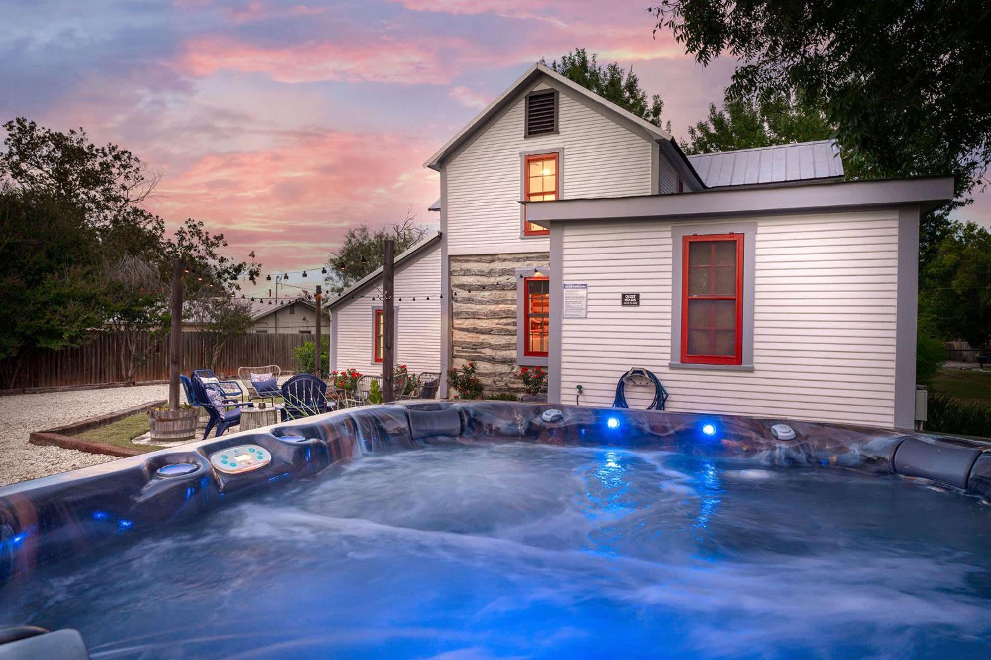 Katarina Haus - Hot Tub & Fire Pit Vila Fredericksburg Exterior foto